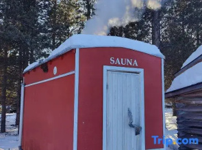 Lake Inari Mobile Cabins