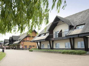 Premier Inn Milton Keynes East Willen Lake