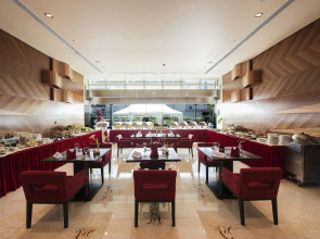 Sunday Mega Hotel Sheikh Zayed Road