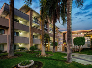 La Quinta Inn & Suites by Wyndham Pomona