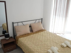 Nikolas Family Apartments
