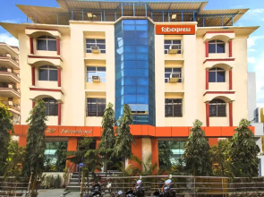 OYO 11682 Hotel Rp International