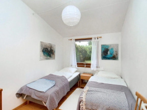 6 Person Holiday Home in Dronningmolle