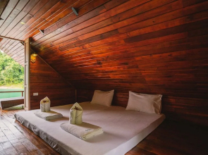 Orchid Lake House