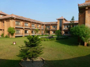 Hotel Lumbini Garden New Crystal