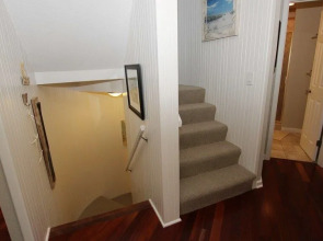 Sideways - 4 Br home by RedAwning