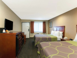 Super 8 by Wyndham Escondido
