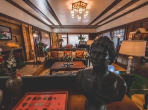 Greenway Manor