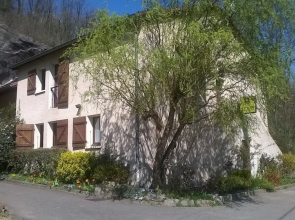 La Cascade Hotel Restaurant