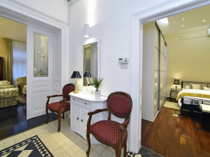 Apartment Luxury Residence Center