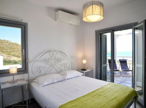 Ammothines Villas