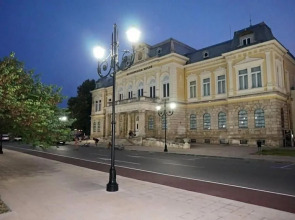Charlino Plaza