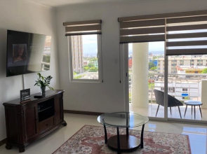 Kensington with pool