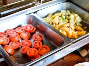 Basaya Beach Hotel & Resort