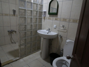 Deeps Hostel