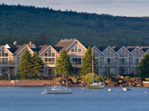 Cobblestone Cove