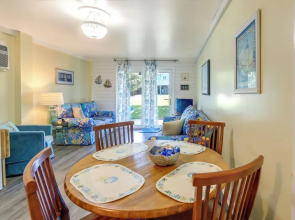 Emerald Isle Vacation Rental, Walk to Beach!
