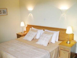 Bowood Park Hotel