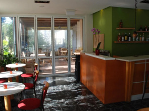 City Plus Rhodes Hotel