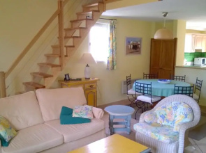 House With 3 Bedrooms in Mallemort, With Pool Access, Enclosed Garden