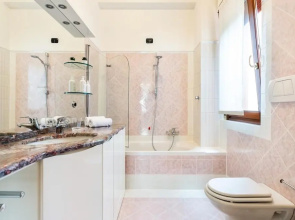 Santa Chiara Apartment by MyHomeInComo