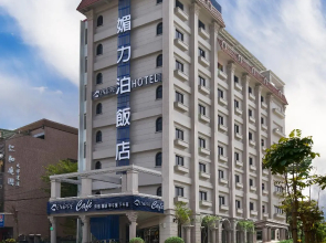 Menippe Hotel