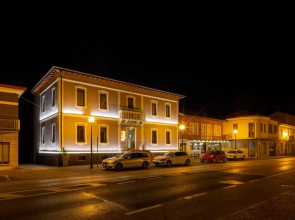 Ex-L Hotel
