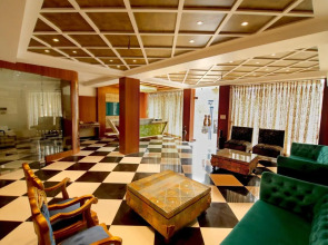 Capital O 30381 Hotel Sarin Inn Heritage