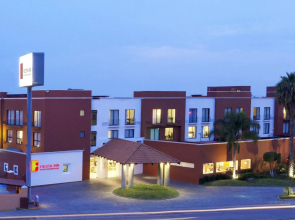 Fiesta Inn Leon