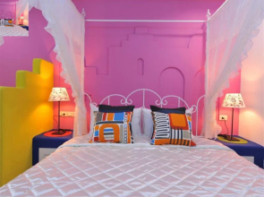 Kentingbay Bed and Breakfast-Color Palace