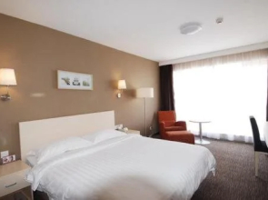 Super8 Hotel Anyang Hongqi Road