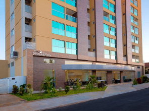 Di Roma Piazza Via Caldas