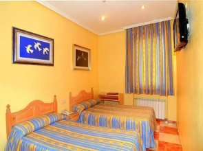 Hostal Plaza DOrt