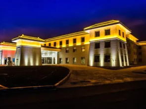 Dunhuang Hua Xia International Hotel