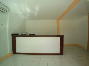 Pinneys Beach Hotel Nevis