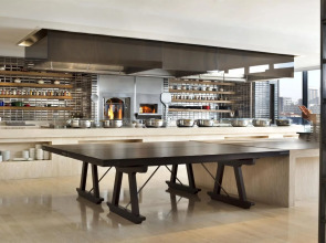 HUALUXE Shanghai Twelve at Hengshan by IHG