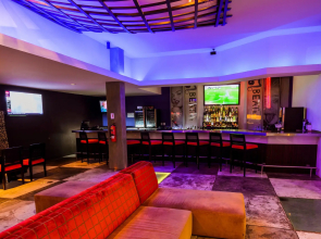 Riande Aeropuerto Hotel & Casino