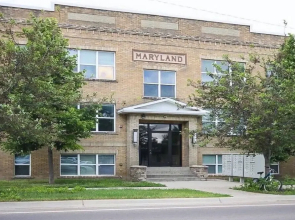 Natural Light And Newly Remodeled 1 Bedroom Unit