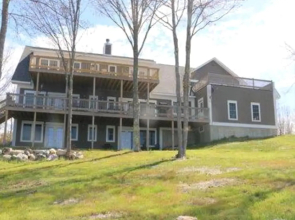 Clamshell by the Sea - Six Bedroom Home