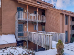 Bellaire Condo - Walk to Shanty Creek Resort!