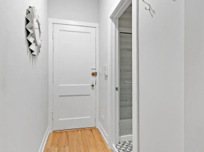 Stylish Studio - Barry S1