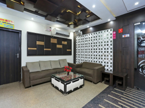 OYO 2974 Hotel Aastha Palace