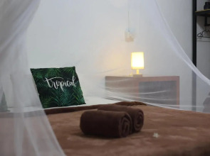 Bamboo Hut Bungalow - Adults Only