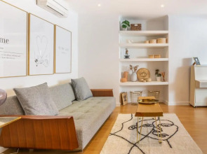 Brand New! 3-bedroom Apartment with Private Sunny Patio in Cacilhas!