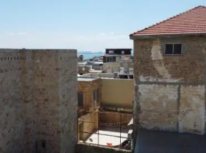 Chateau Akko Authentic Hosting