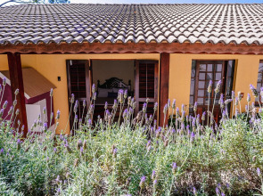 Refúgio e diversão para FAMÍLIAS a 60 min de SP - Piscina, Churrasqueira, wifi 300Mbps - PETFRIENDLY