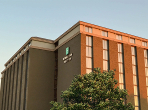 Embassy Suites by Hilton Austin Central