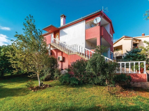 Nice Home in Pomer With Wifi and 3 Bedrooms