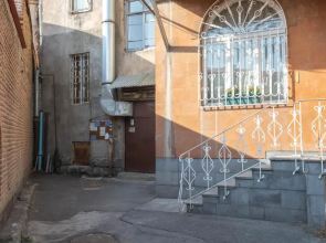 Stay inn Apartments on Mashtots Avenue 14