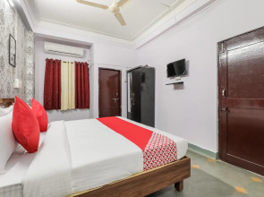 OYO 69996 Convivial Homes